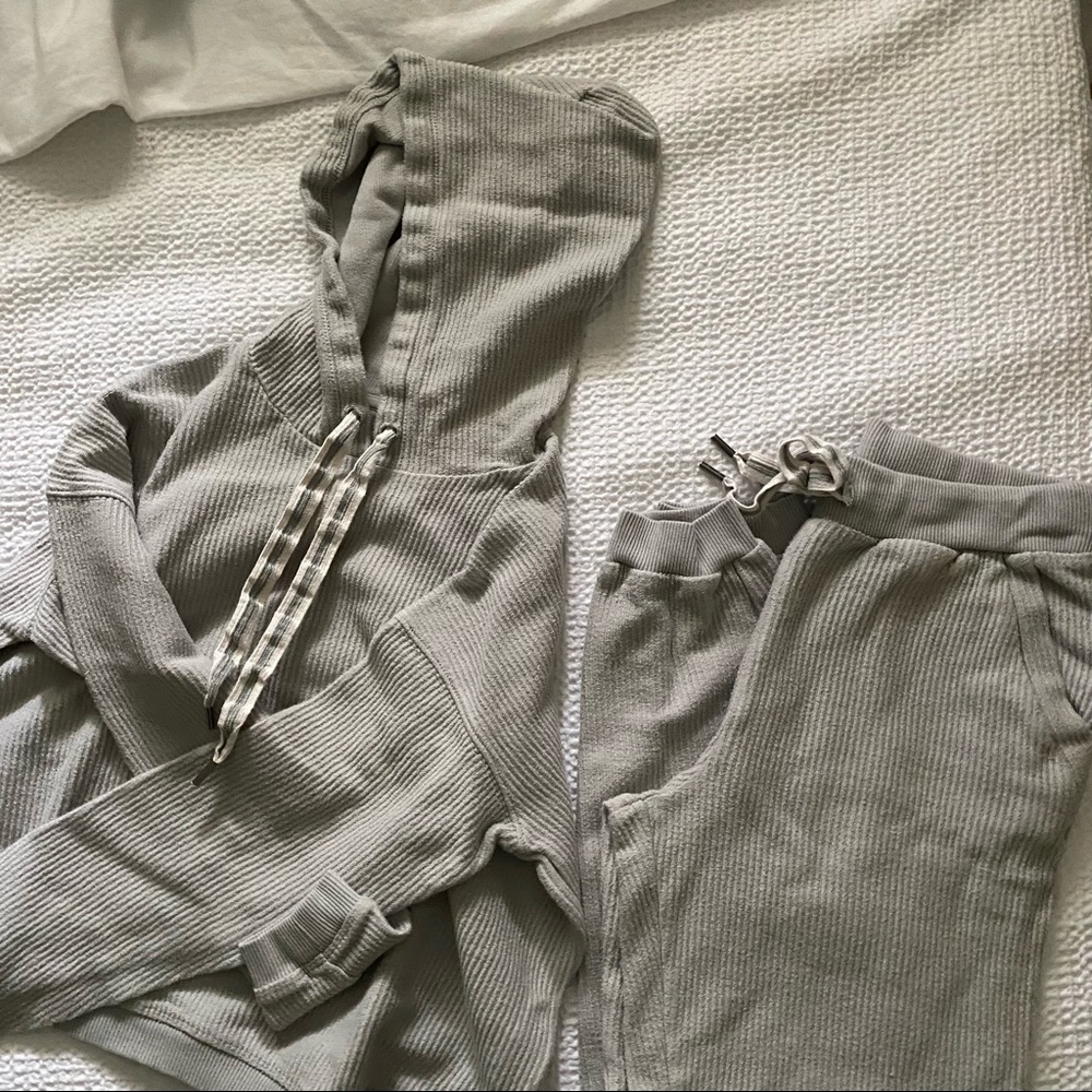 Lounge Set (2 pcs)